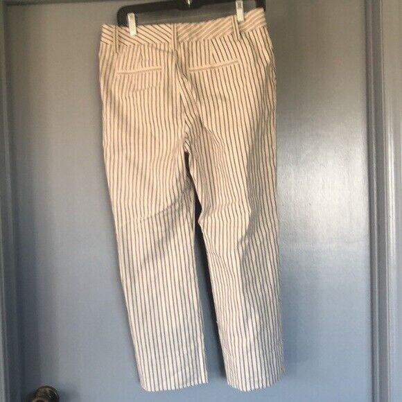 Women's Cabi Sz 6 Striped Tick Tock Crop Pants Stretch Classic Button Zip close - Picture 2 of 6
